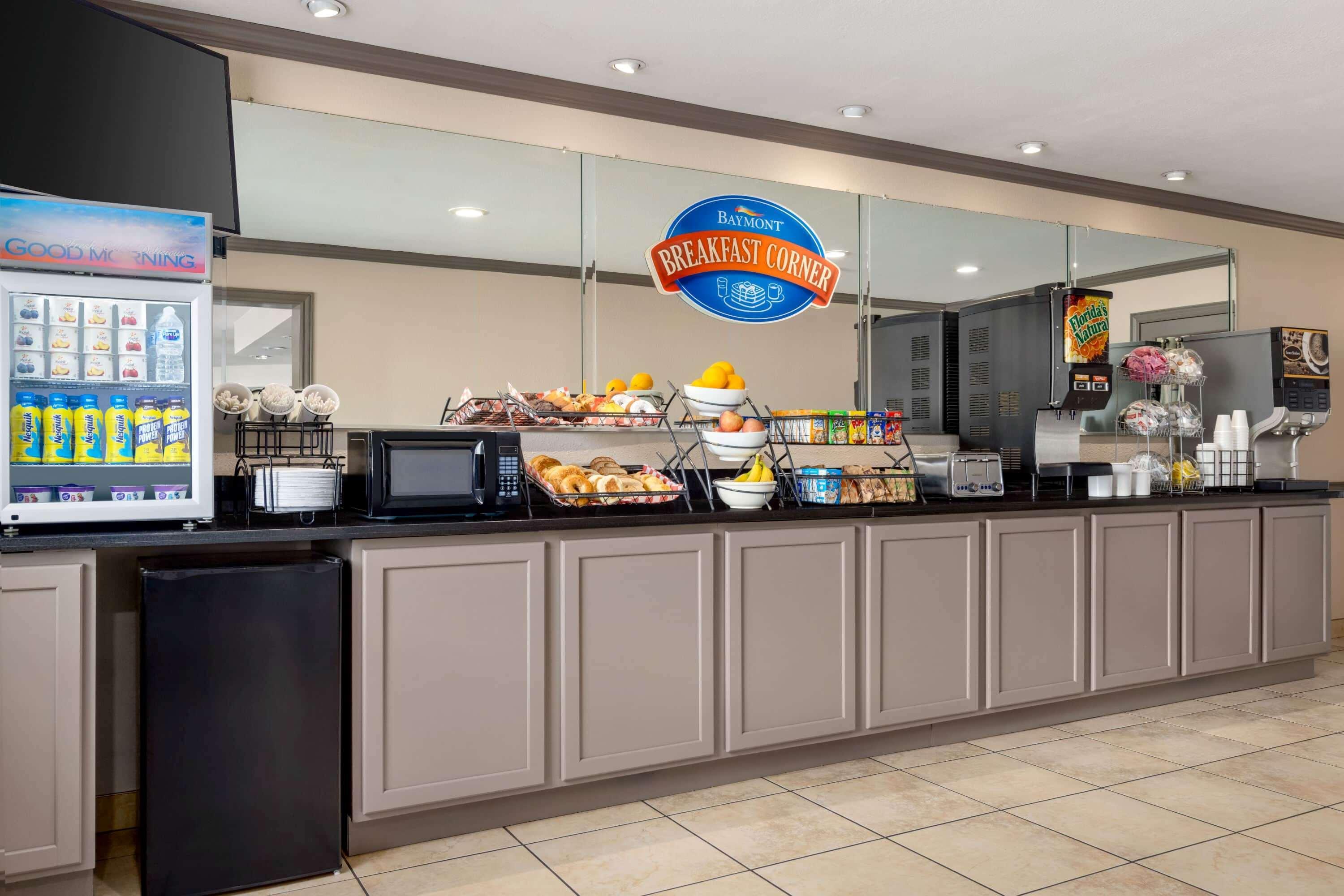 Baymont By Wyndham Monroe Hotel Ngoại thất bức ảnh