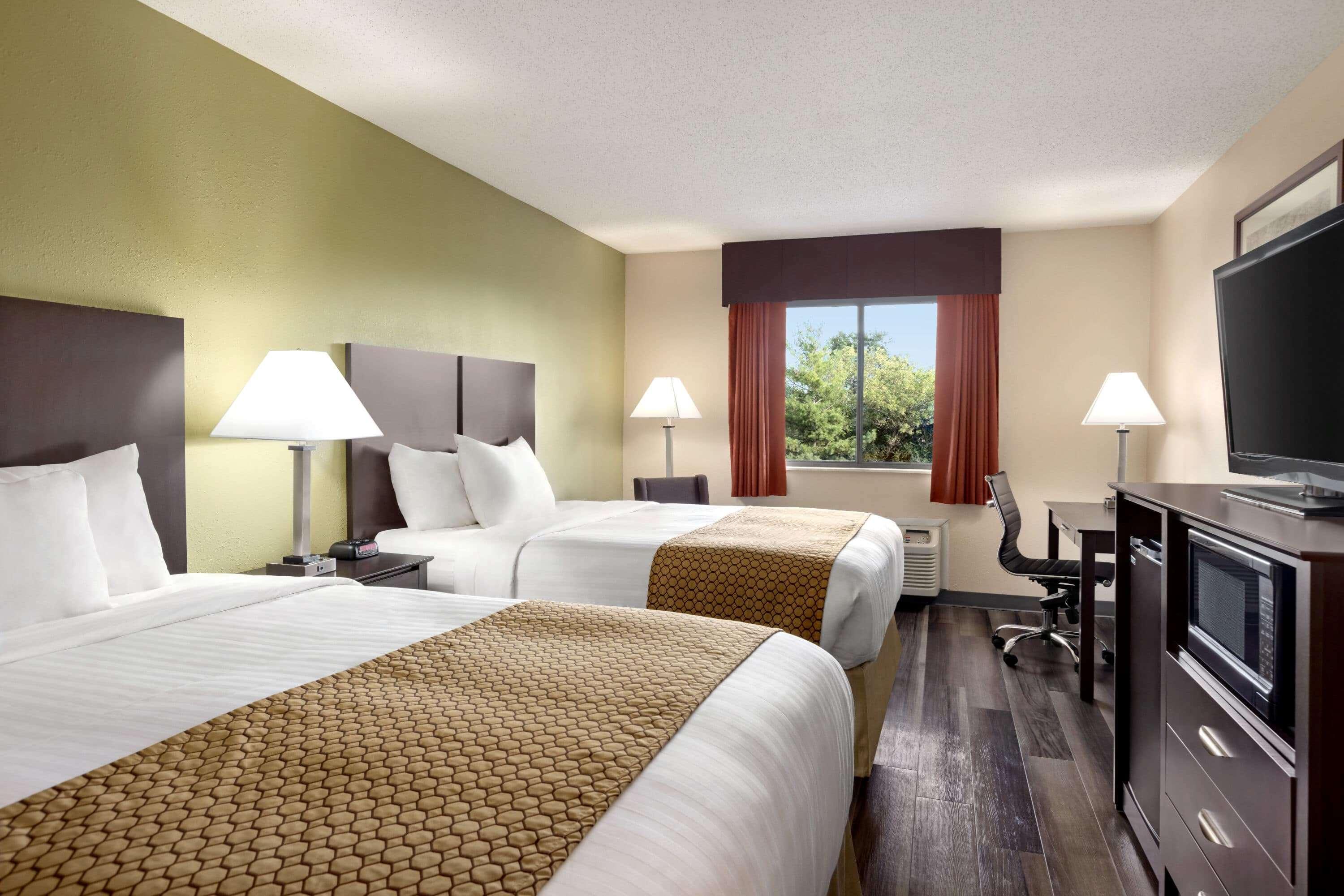 Baymont By Wyndham Monroe Hotel Ngoại thất bức ảnh